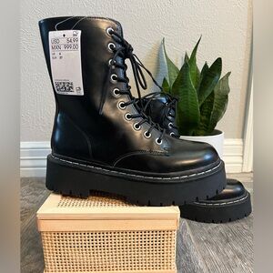 H&M Lace-Up Black Boots with Chunky Sole